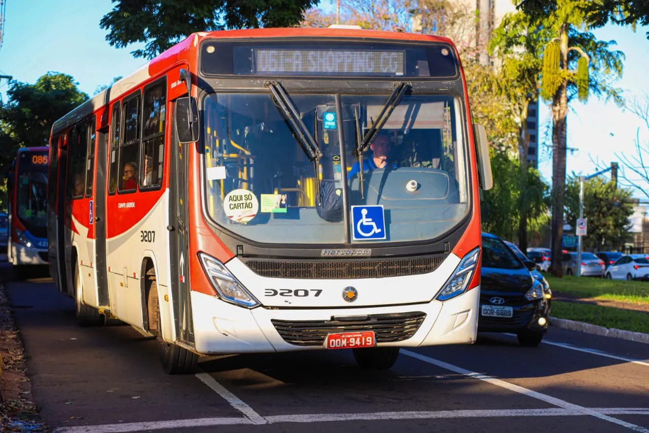 Campo Grande terá tarifa de R$ 1,98 e linhas especiais de ônibus no feriado de Finados.